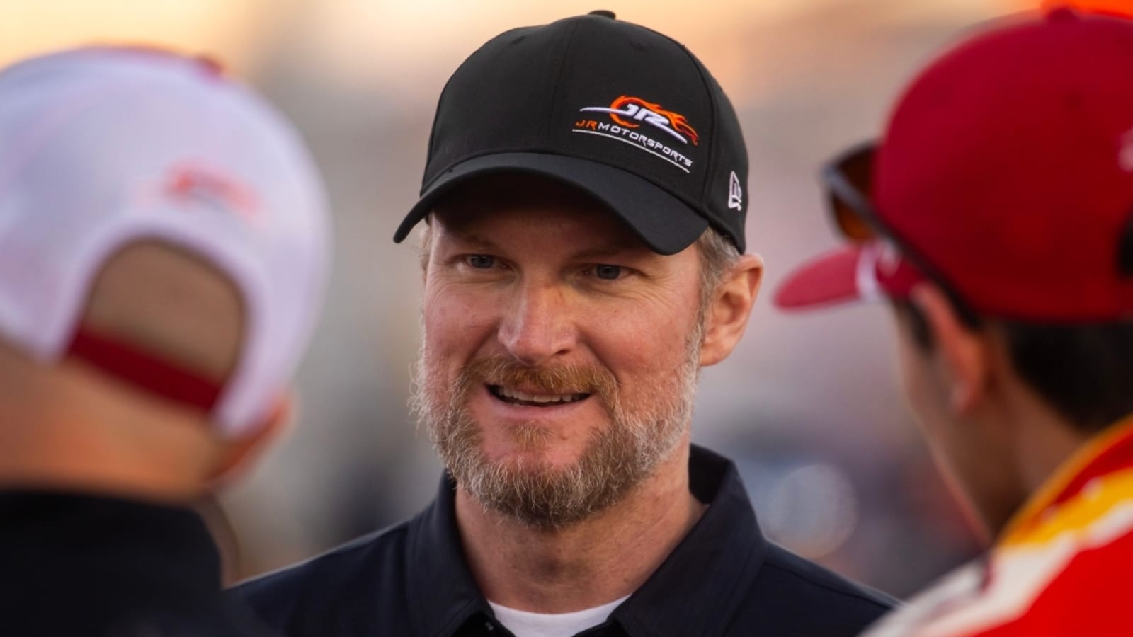 Kevin Harvick makes prediction on Dale Earnhardt Jr.-Chris Stapleton Traveller Whiskey car at Daytona 500