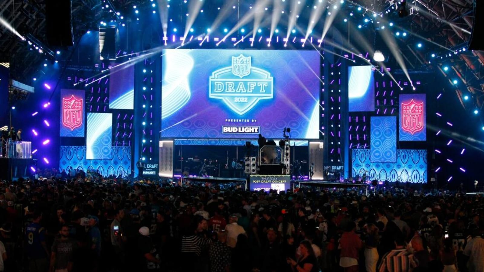 Dallas Cowboys select Marshawn Kneeland in second round of 2024 NFL Draft