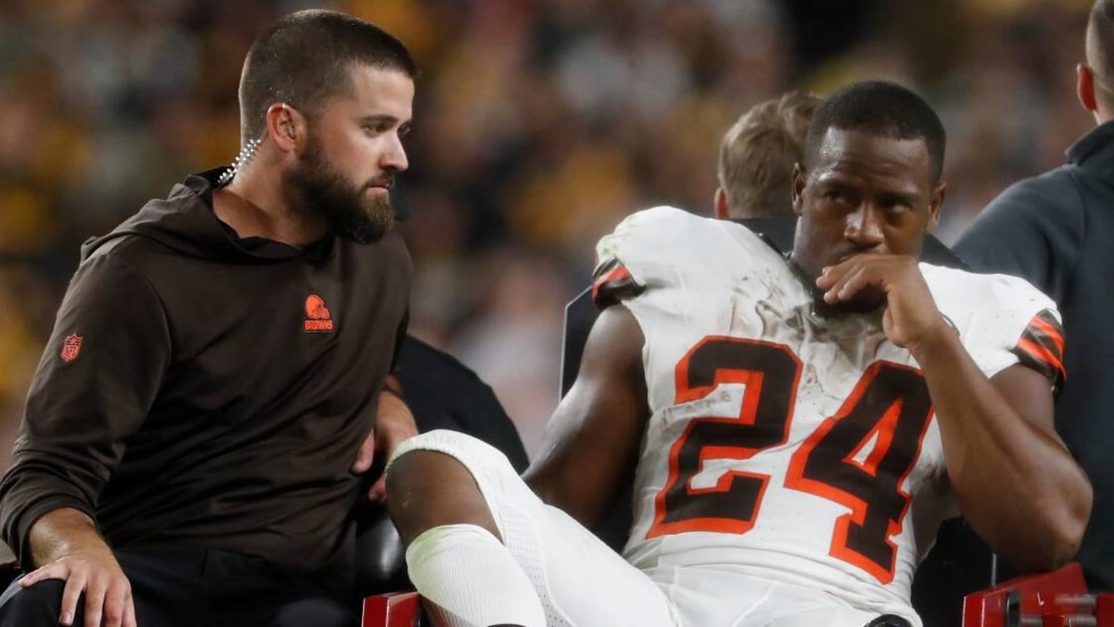 Report Nick Chubb suffered torn MCL, recovery time slated for 68