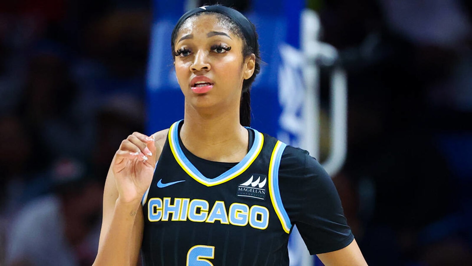 Angel Reese scores first WNBA point for Chicago Sky on free throw vs. Dallas Wings
