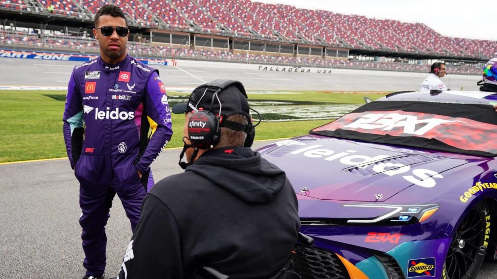 Bubba Wallace, Martin Truex Jr., others report radio issues at Talladega