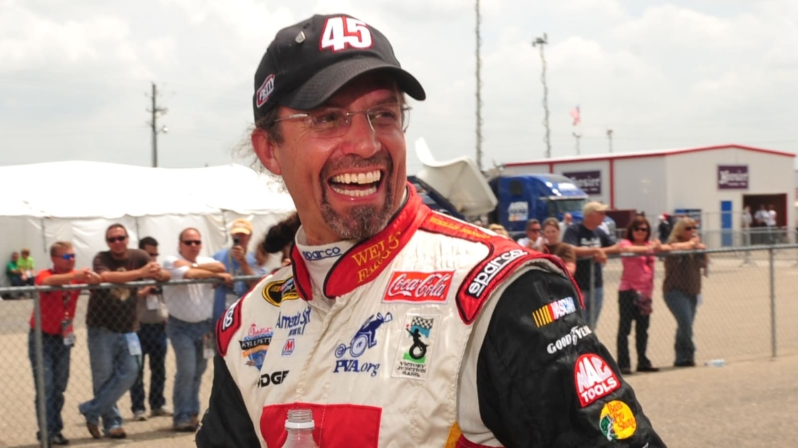 Kyle Petty goes scorched earth on NASCAR Hall of Fame debate: If wins are key, Dale Earnhardt Jr., Carl Edwards shouldn’t be in