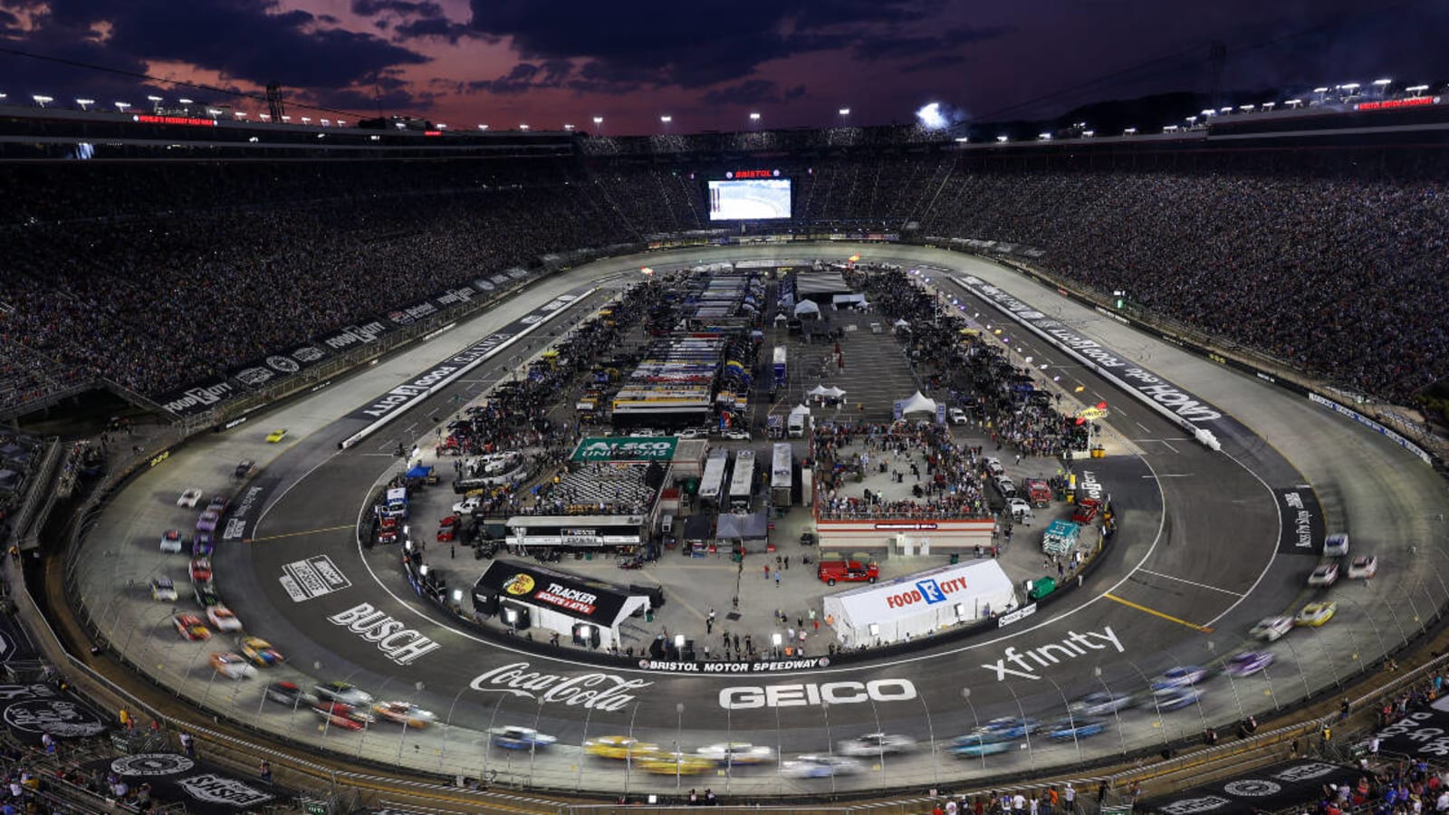 NASCAR delays Bristol Night Race start time due to rain