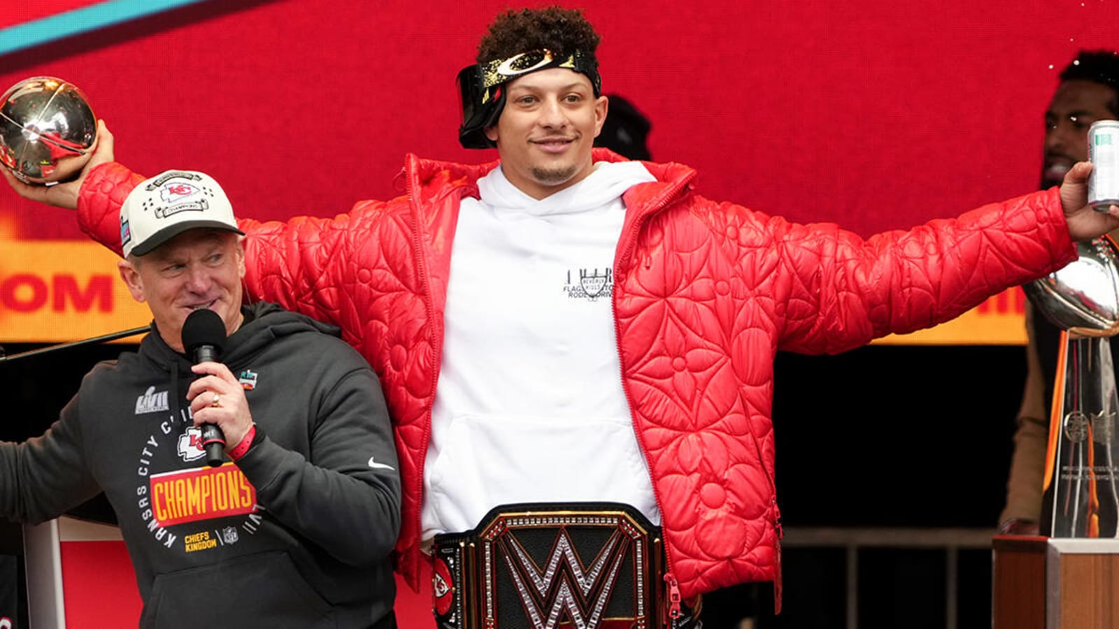 Patrick Mahomes turns heel, lets Logan Paul borrow Super Bowl rings during WWE Raw