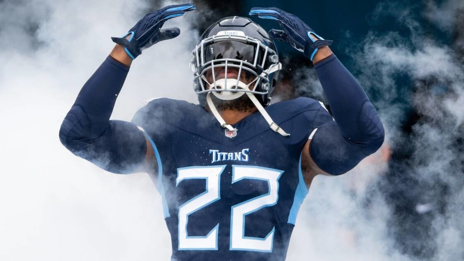 Derrick Henry to sign new two-year contract with Baltimore Ravens