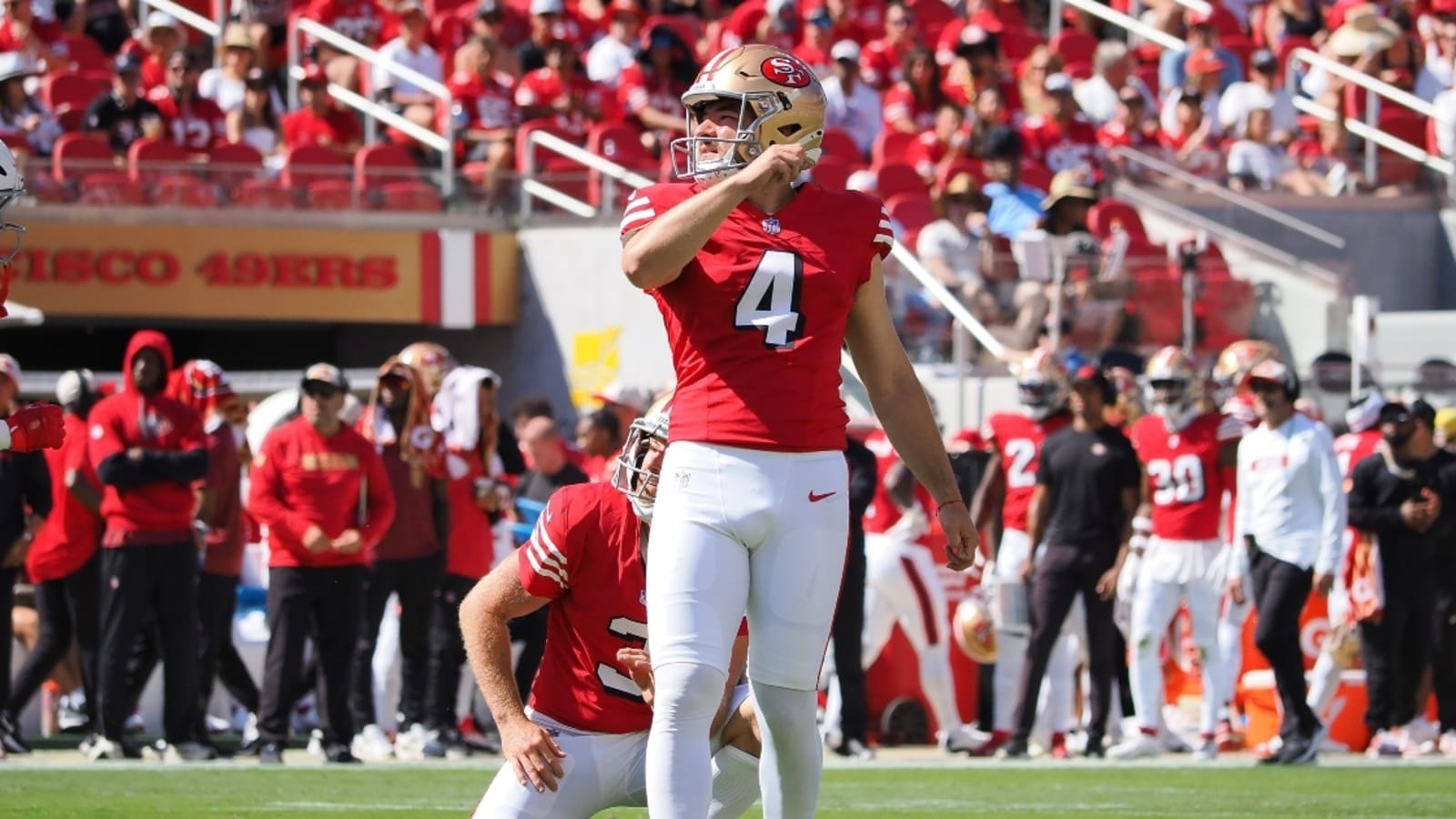 Jake Moody injury: 49ers kicker carted off field after tackle attempt