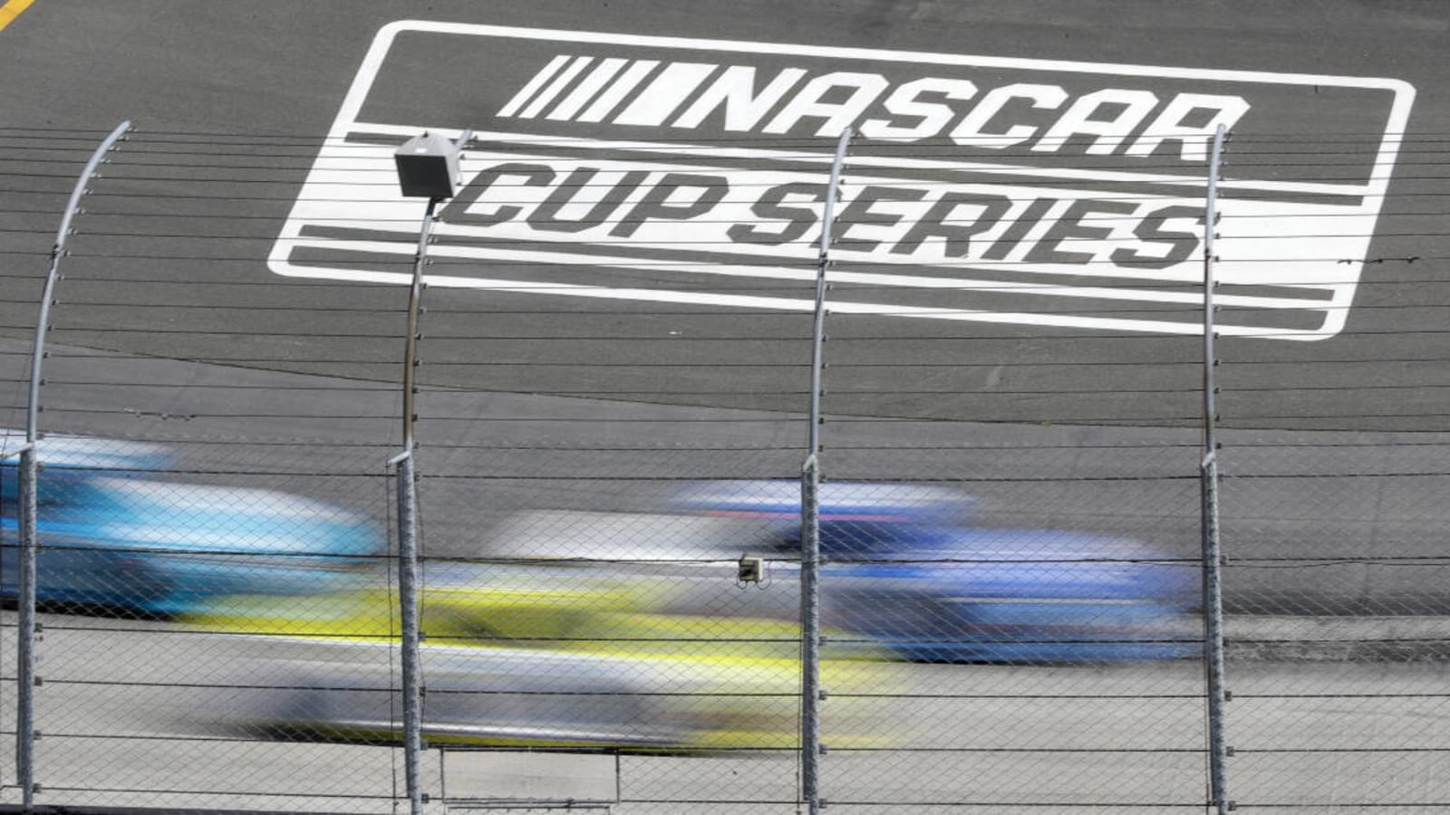 NASCAR reveals scheduled start times, networks for full 2025 Cup Series schedule Yardbarker