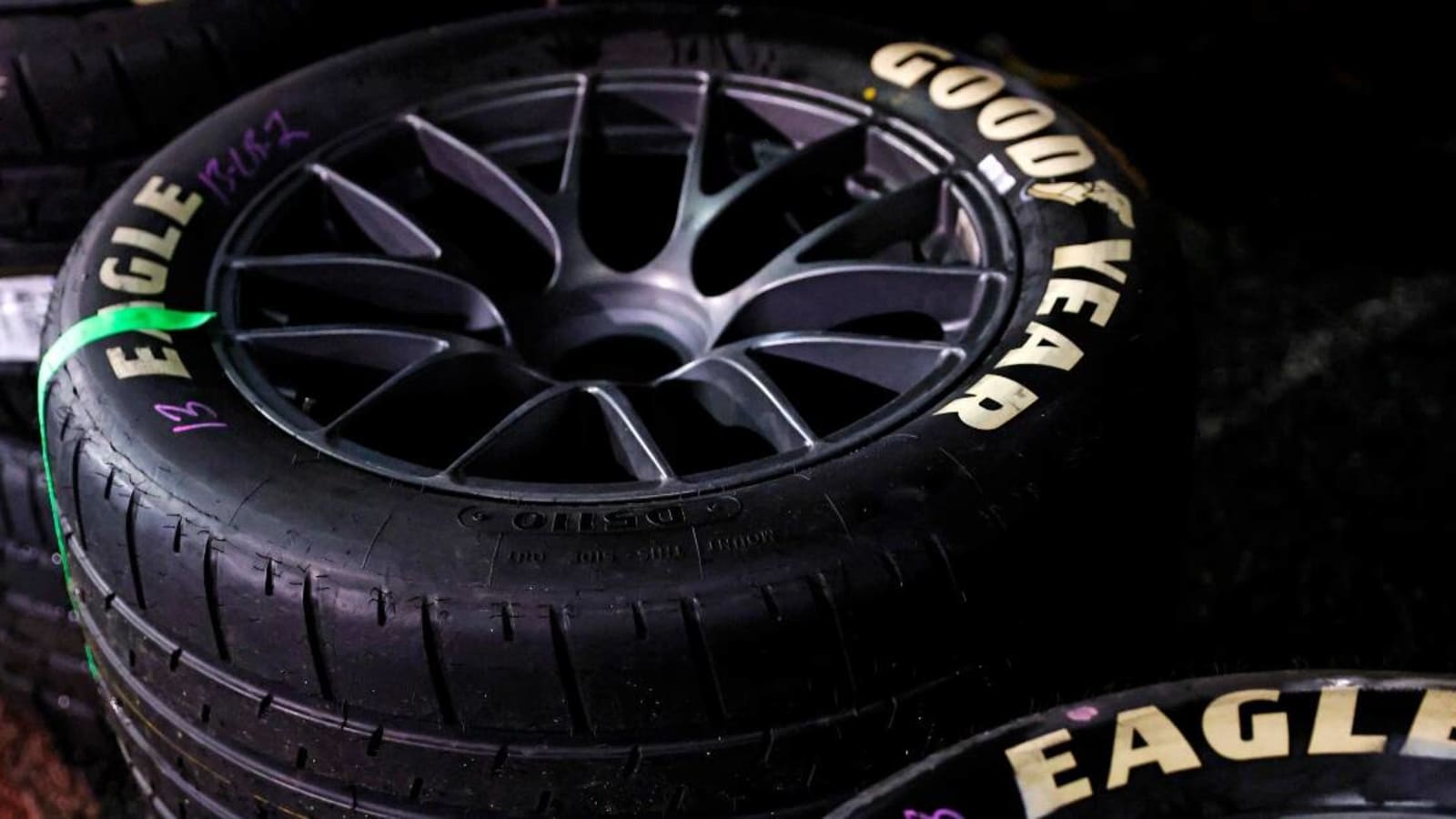 NASCAR exec ‘working to’ allow teams to make wet weather tire decisions themselves