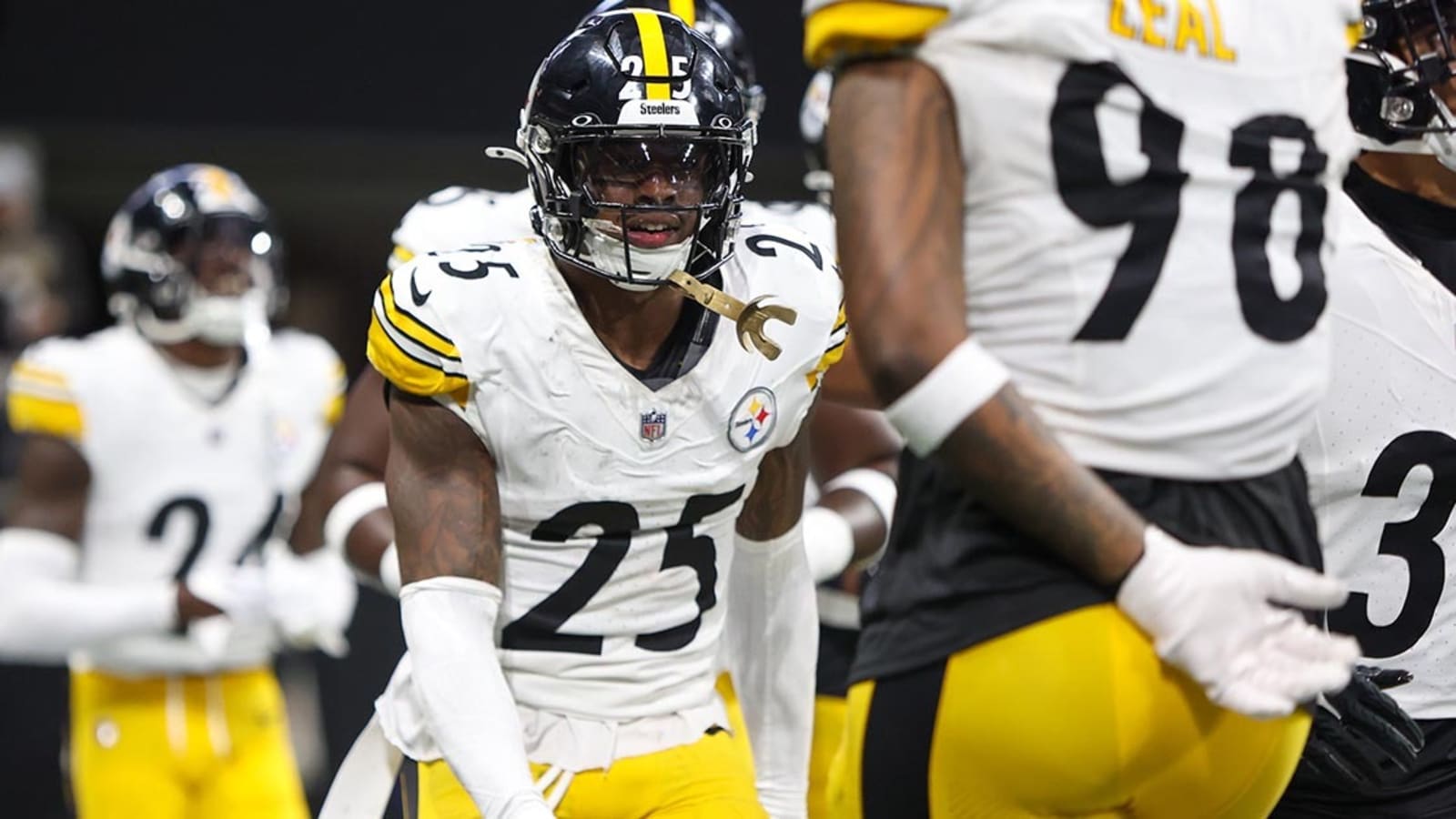 DeShon Elliott appears to reference 9-11 using Osama Bin Laden, Mike Tomlin in New York Jets troll