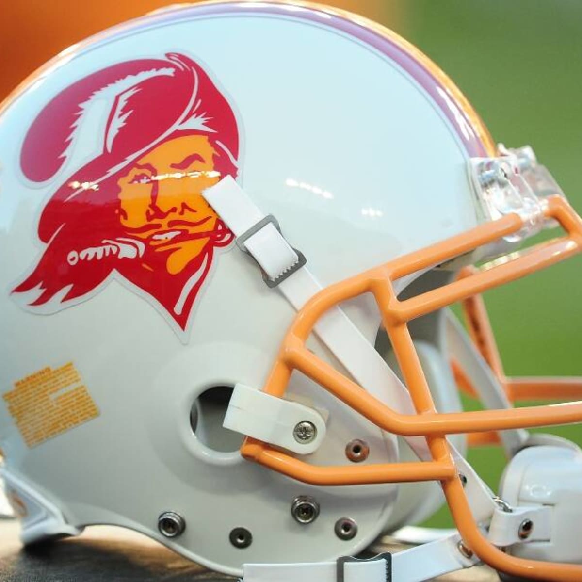 Buccaneers announce when Creamsicle throwbacks will be revealed