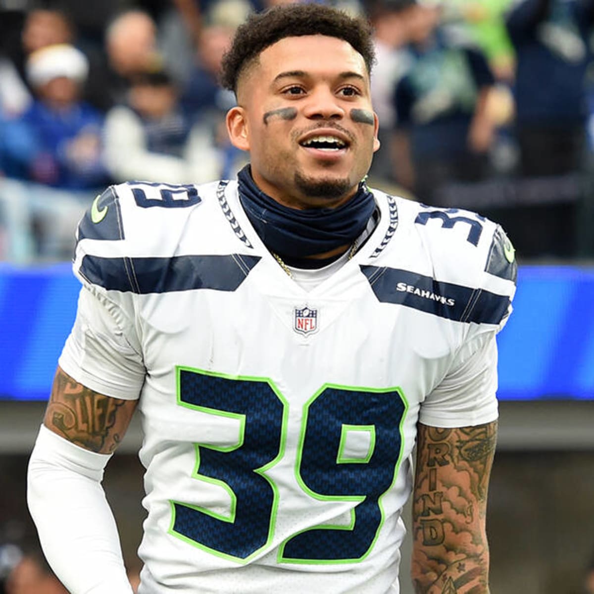 Indianapolis Colts sign safety Teez Tabor Yardbarker