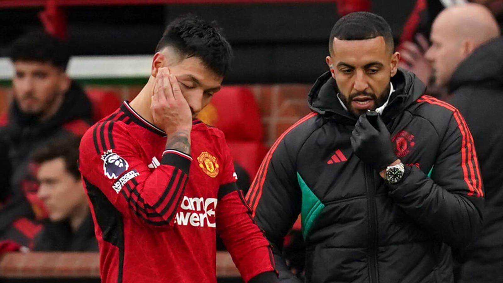 ‘Doesn’t Look Good’: Man Utd Get Gutting Injury Scare On ‘Outstanding’ Star