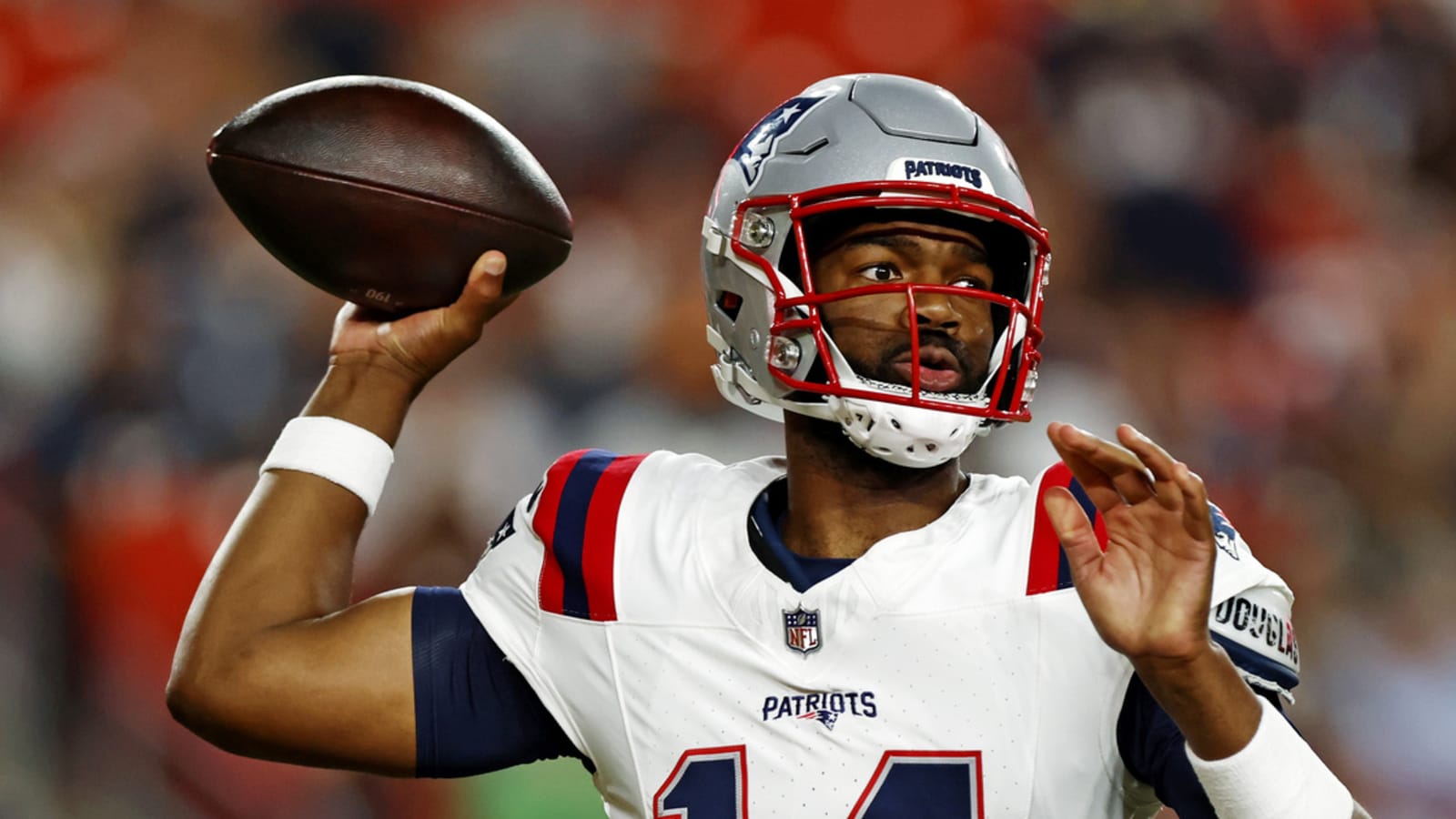 Jacoby Brissett leaves Patriots’ preseason finale with injury