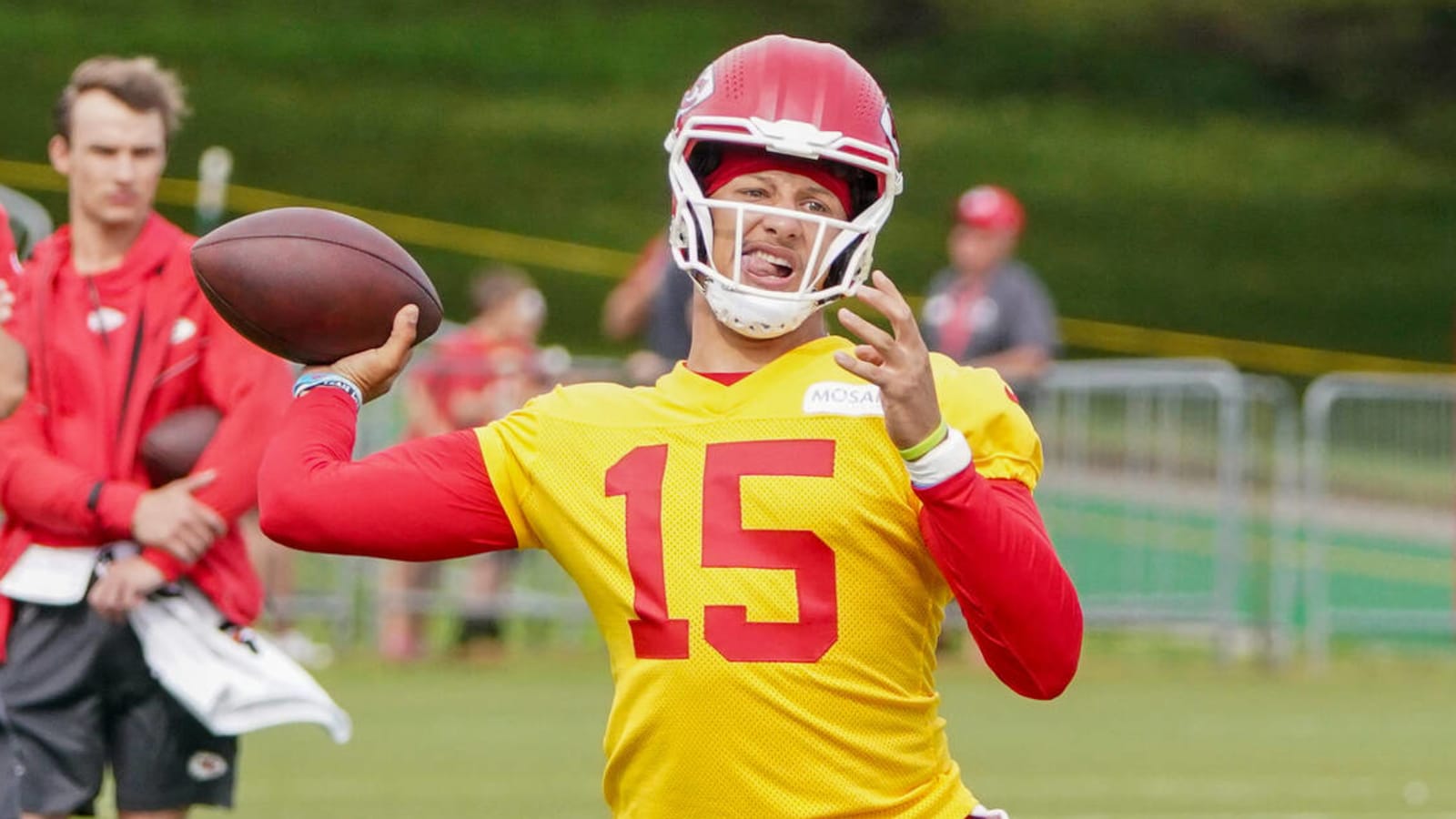 Patrick Mahomes using Blaine Gabbert to become more like Tom Brady