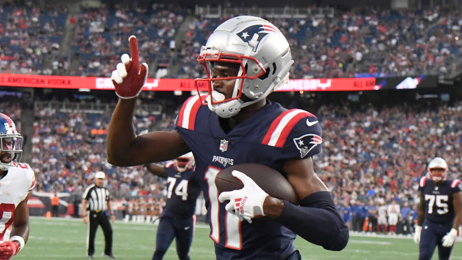 Patriots rookie WR Tyquan Thornton suffers collarbone injury