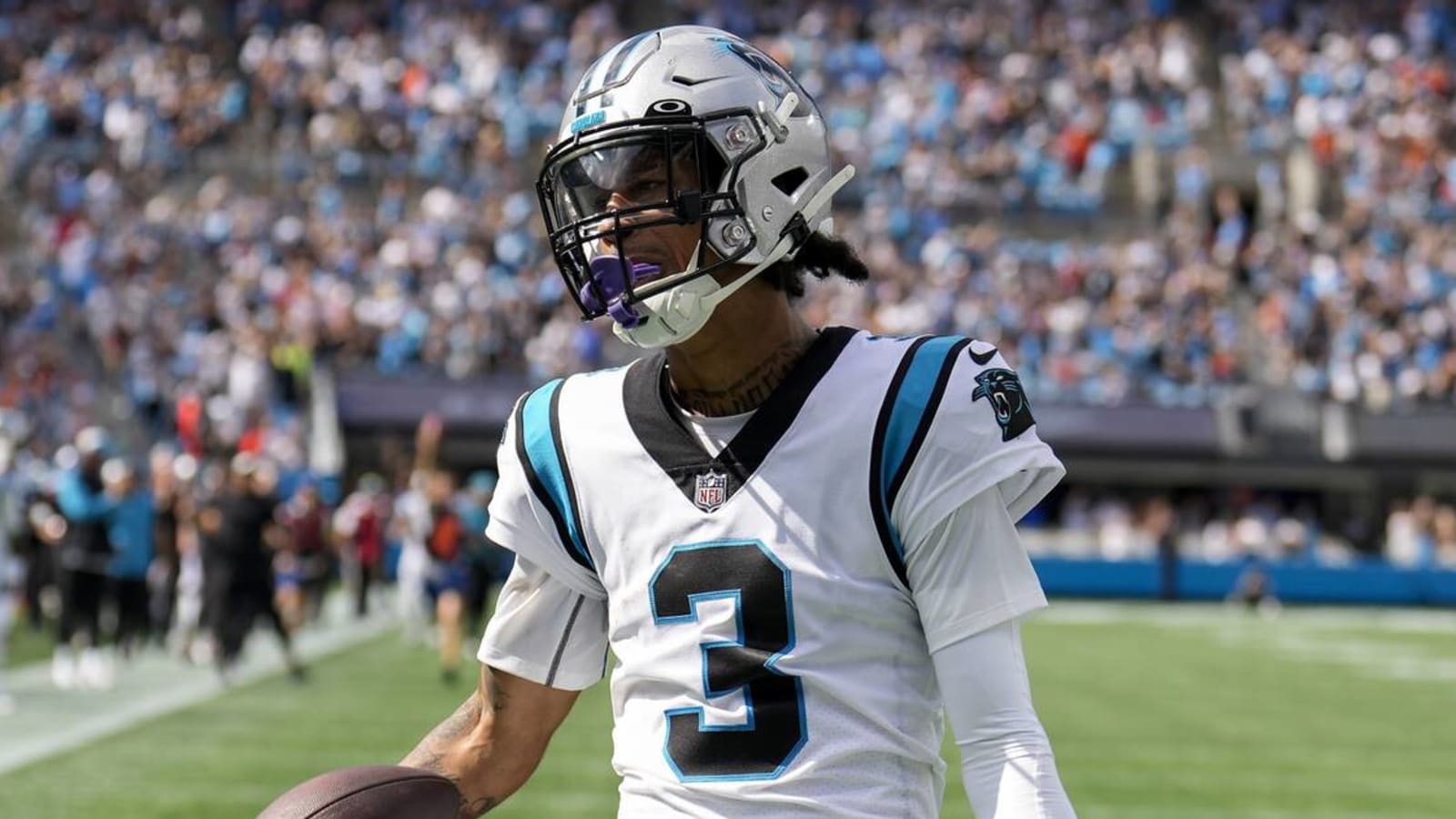 Carolina Panthers Robbie Anderson Kicked Out of Game by His Own Team