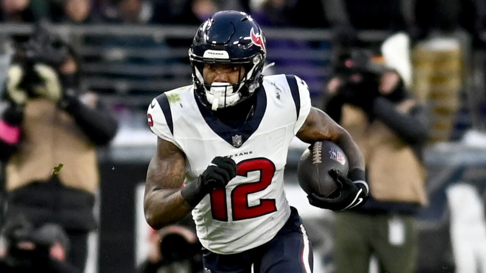 Texans’ Nico Collins Sounds Off On Contract Status