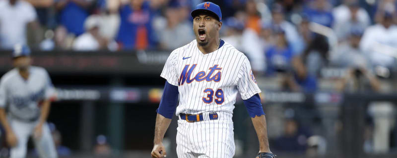 Mets Pitcher Edwin Díaz was injured in a blaze of Puerto Rican joy