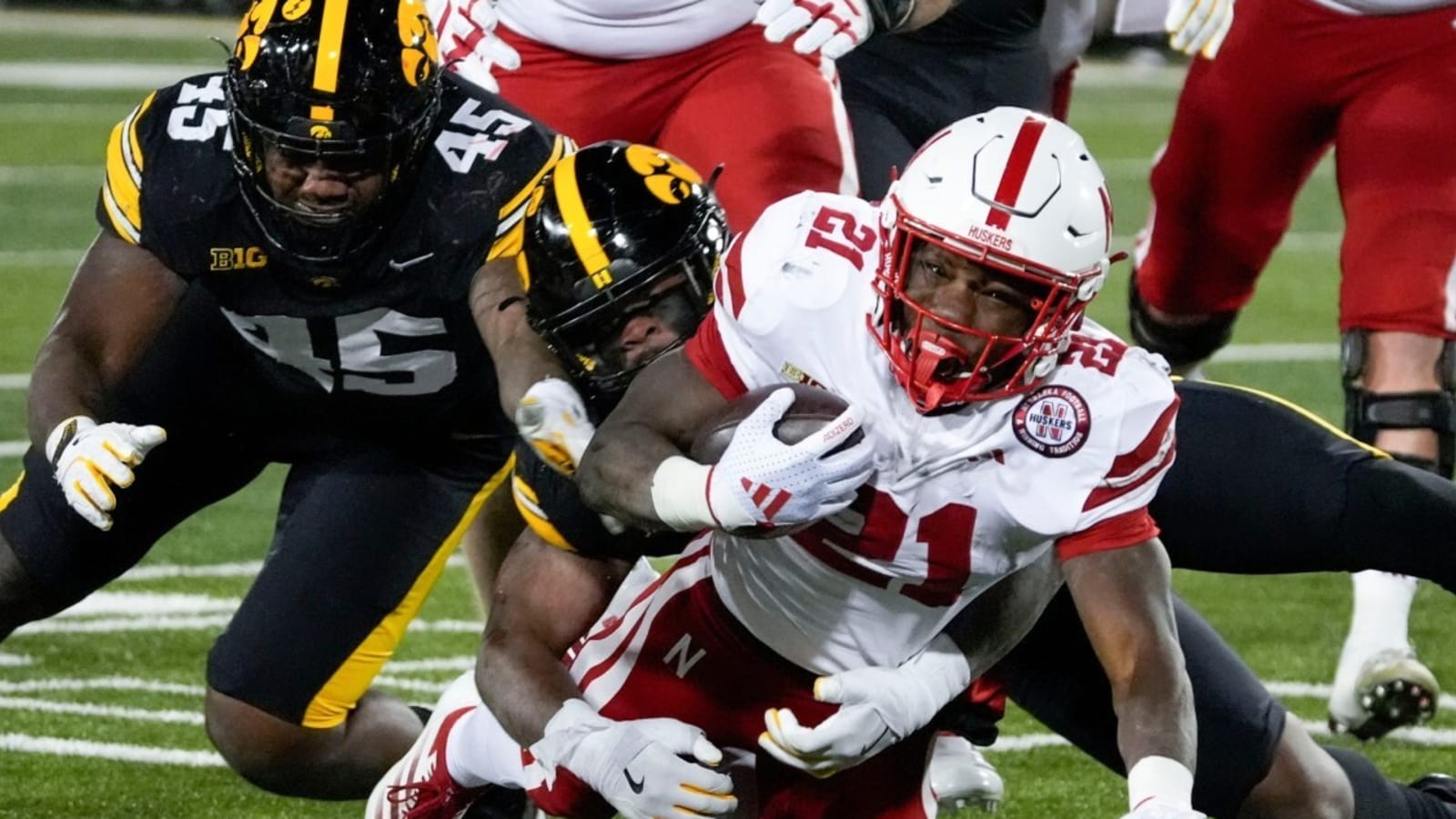 Handshake snub adds fuel to Nebraska-Iowa rivalry