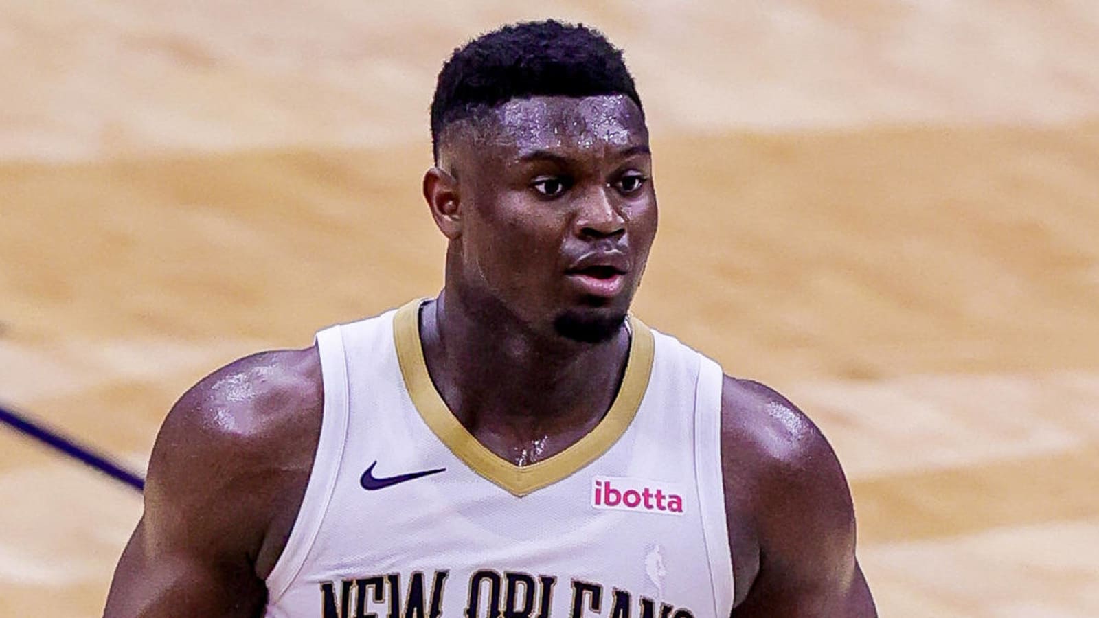 Zion Williamson out indefinitely with fractured ring finger