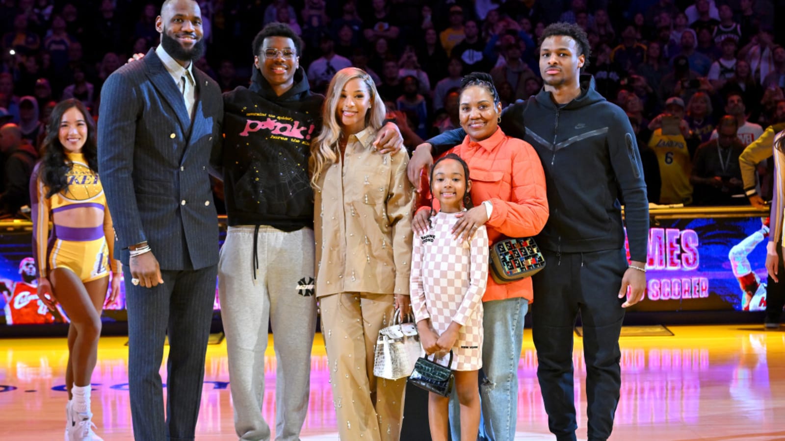 Bryce James Makes College Commitment, Keeping LeBron&#39;s Two-Son NBA Dream Alive