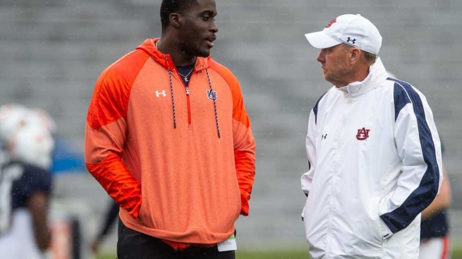 Former Auburn Tiger Derick Hall hosted a Thanksgiving Food Drive