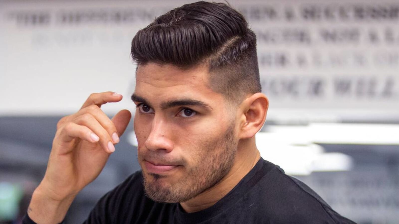 ‘Zurdo’ Makes History: Gilberto Ramirez Triumphs Over Arsen Goulamirian to Claim Cruiserweight Crown