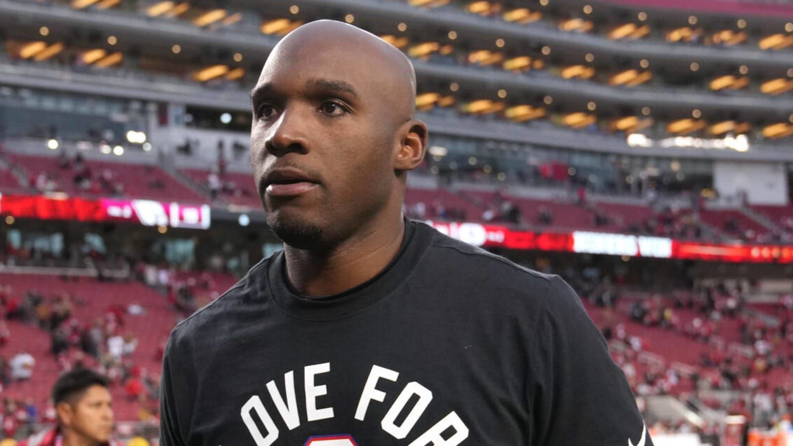 How is DeMeco Ryans' old lawsuit vs. Texans affected interest in their HC job?