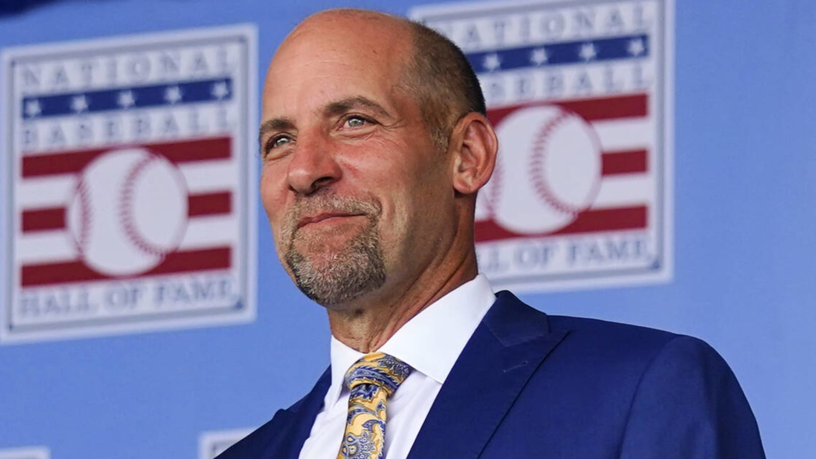 Davis, Smoltz to broadcast Field of Dreams Game between Reds, Cubs