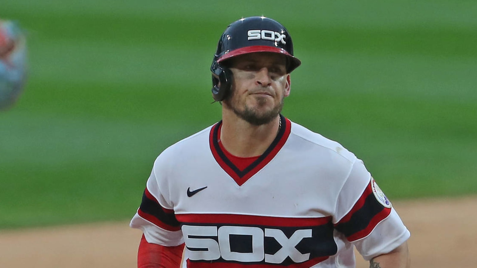 Yasmani Grandal signs with White Sox after big year with Brewers