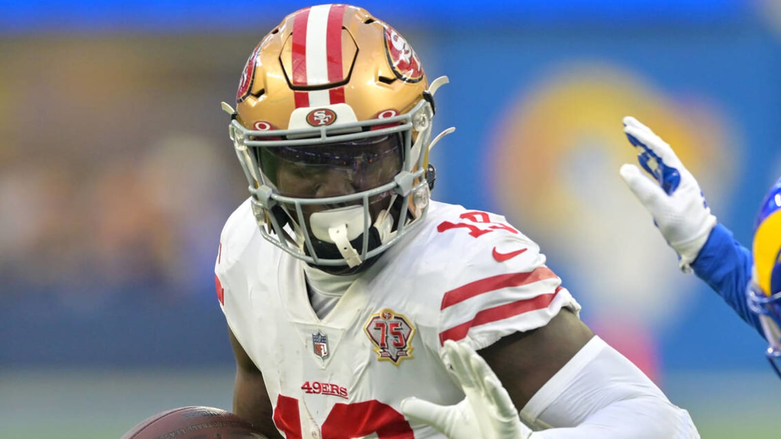 Dez Bryant thinks Deebo Samuel should stay with 49ers?