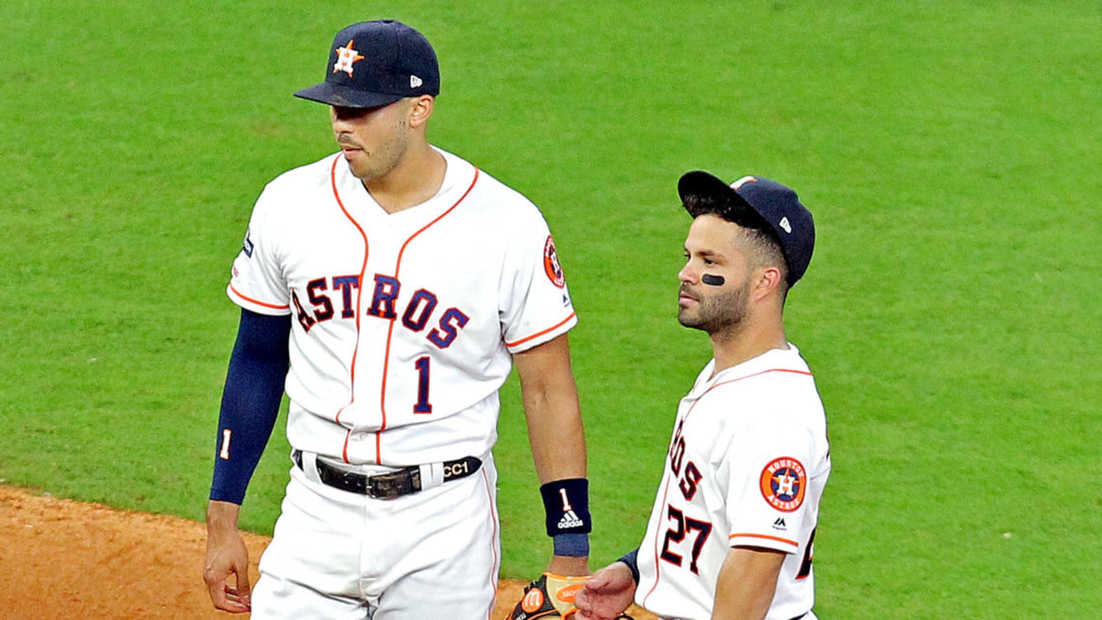 Astros All-Star Altuve Delivers Lifetime Memories for St. Anne Students -  St. Thomas High School