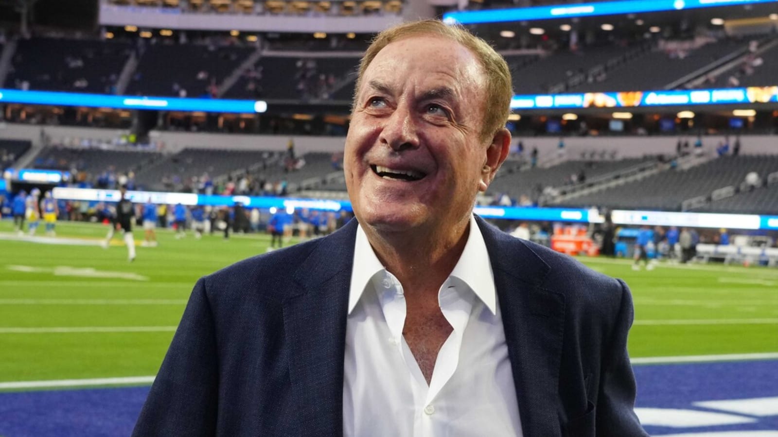 Al Michaels addresses broadcasting future amid uncertainty, criticisms