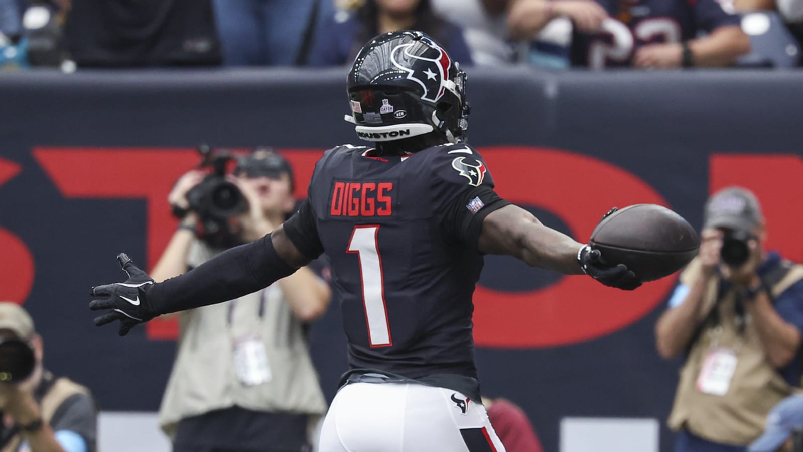 The 'Most 100-yard receiving games in the NFL playoffs' quiz