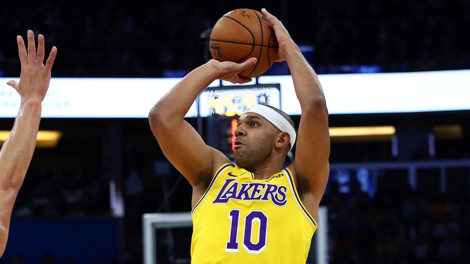 Lakers' Jared Dudley: Coronavirus layoff 'hurts older teams'