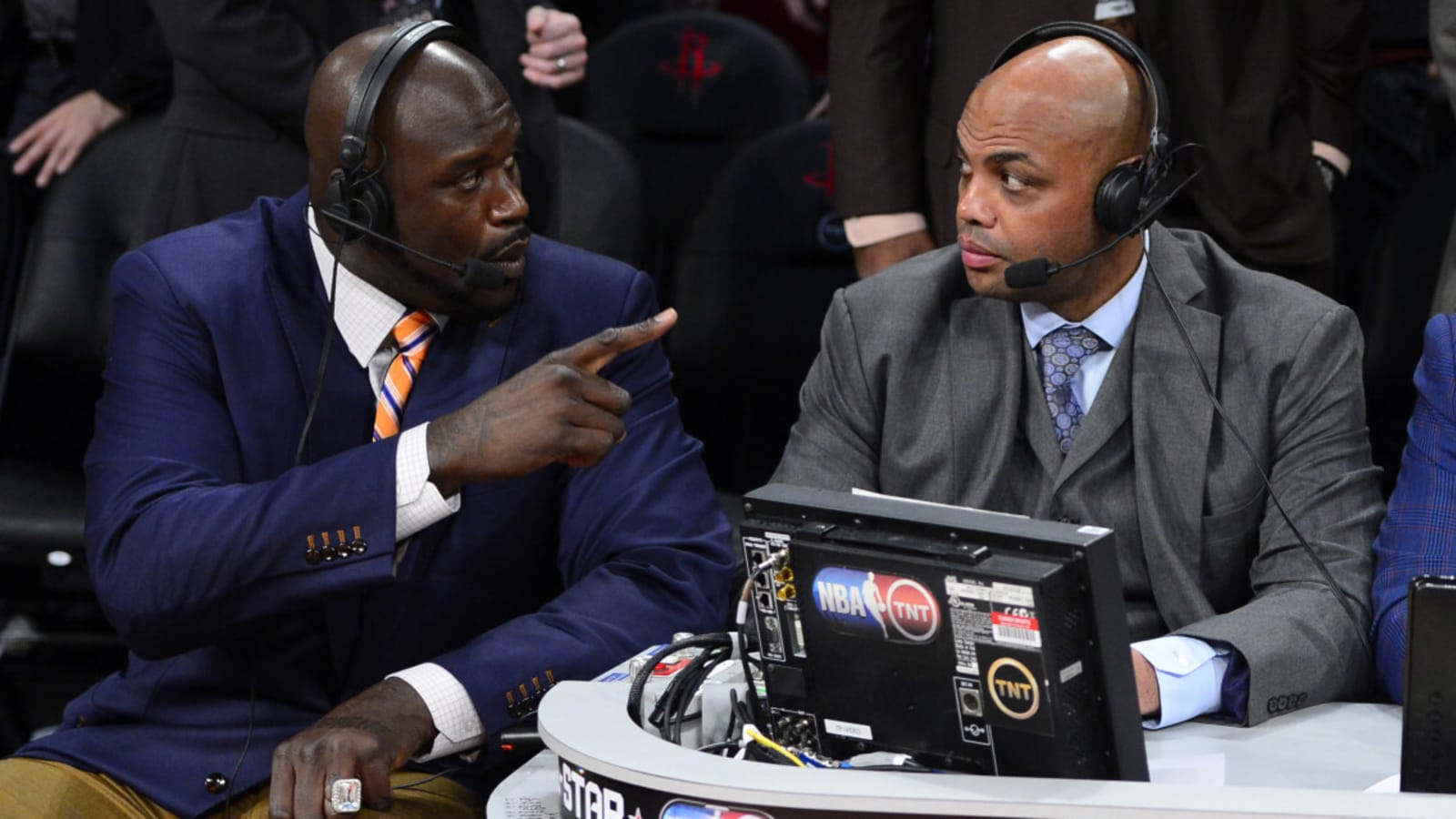 Charles Barkley Leaves Shaq in Tears During NBA Highlights