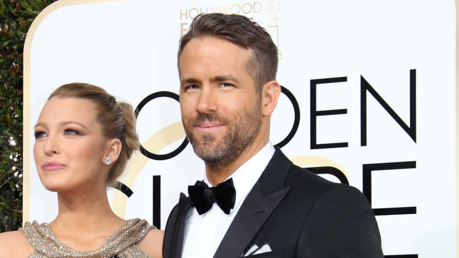 Actor Ryan Reynolds Expresses Interest In Buying Senators Yardbarker 