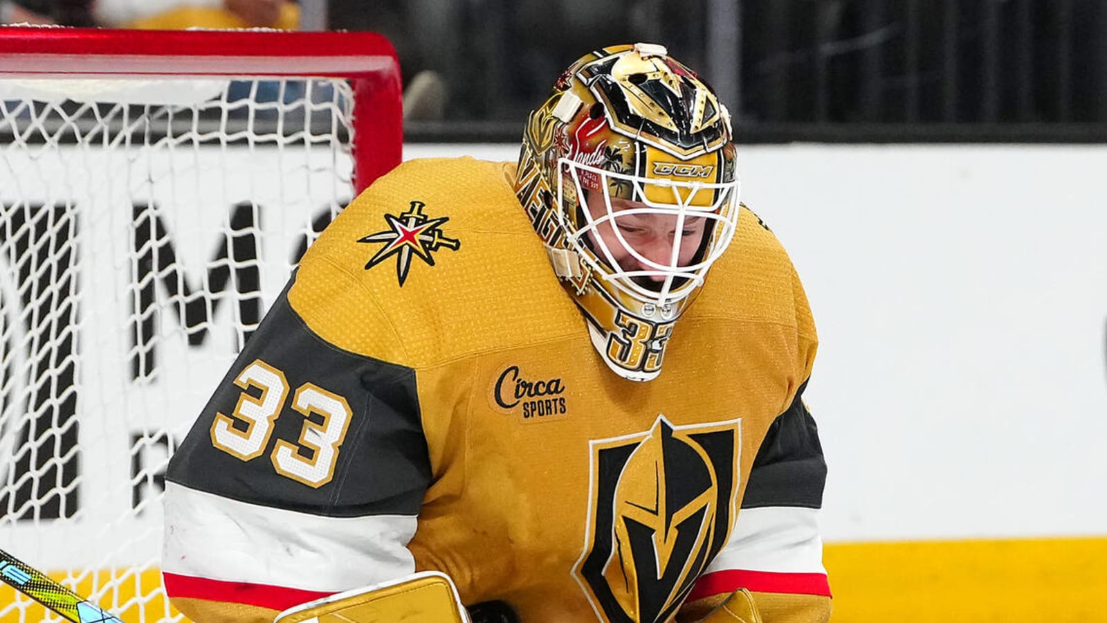 Golden Knights switch goalies for Game 5 against Stars