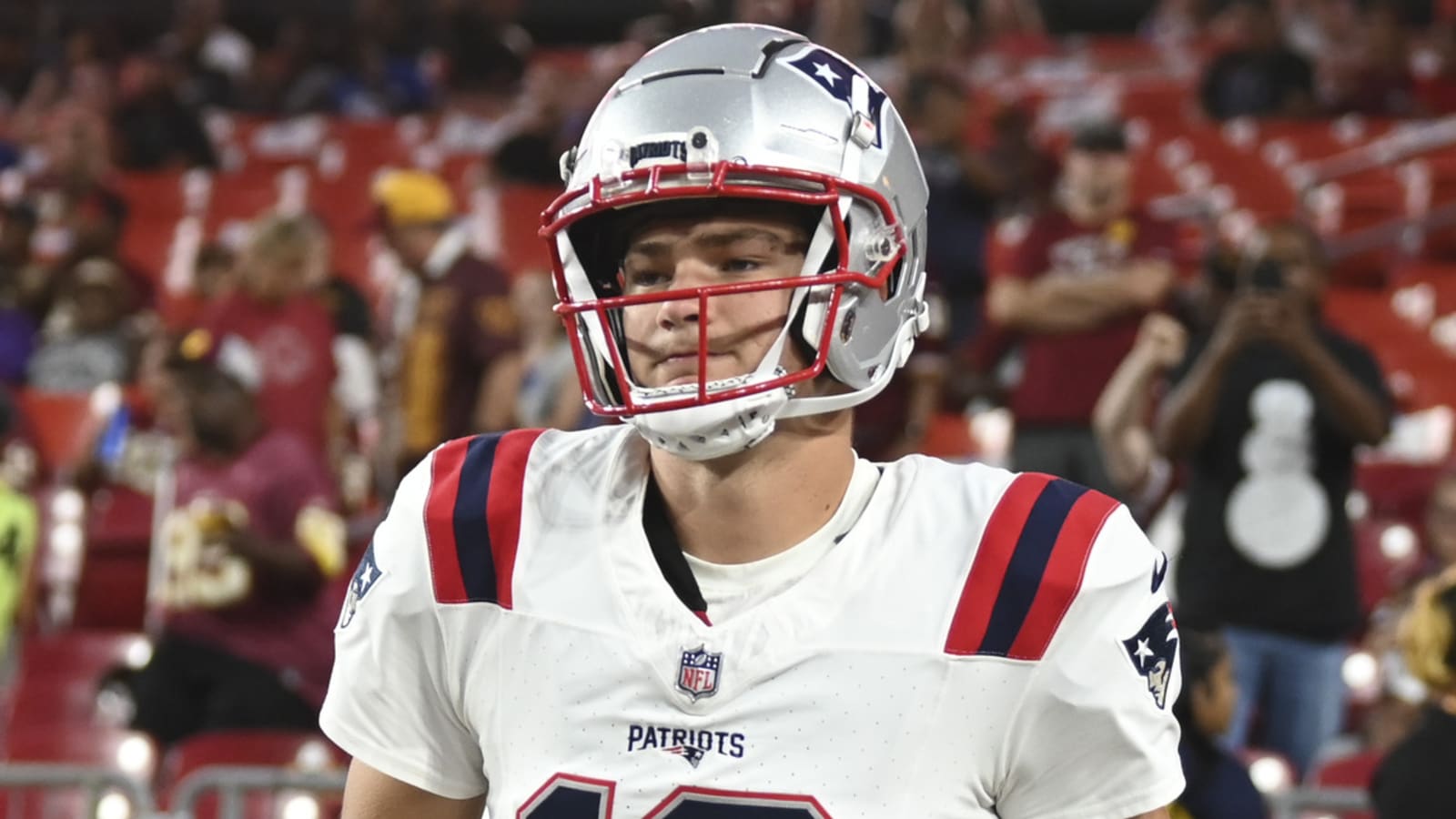 Drake Maye reacts to losing Patriots' starting QB competition