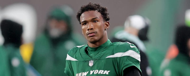 Jets WR addresses future amid uncertainty
