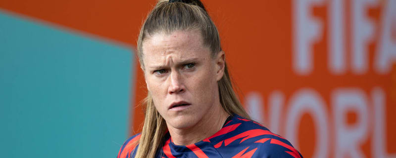 Alyssa Naeher is USWNT's savior in waterlogged win over Canada