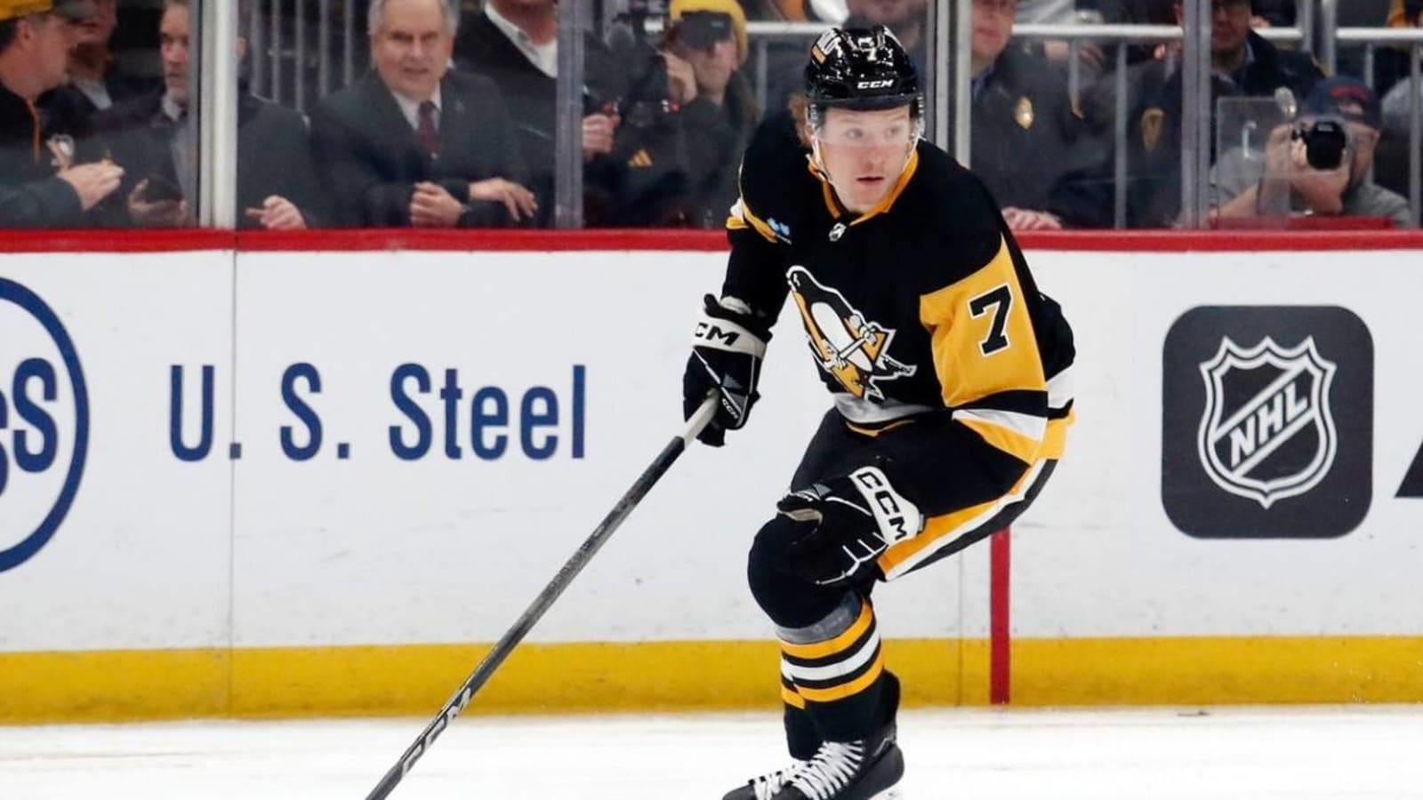 Penguins Defenseman Returns to Ice