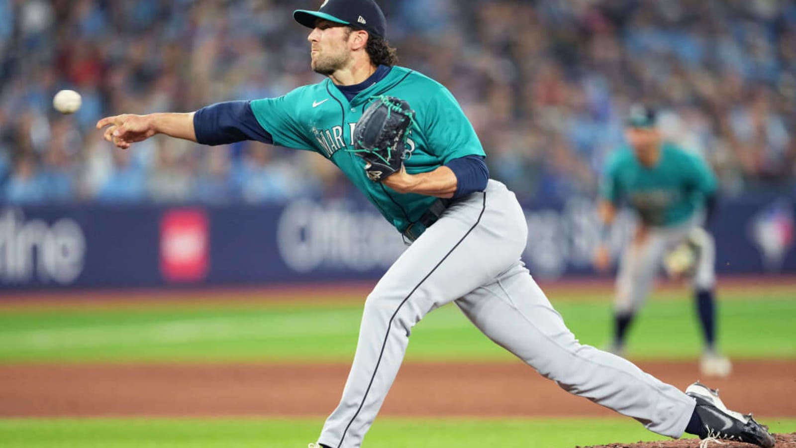 Mets Claim Mariners Reliever off Waivers