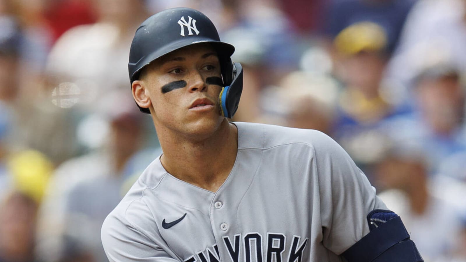 Barry Bonds wants Yankees' Aaron Judge to break HR record, sign