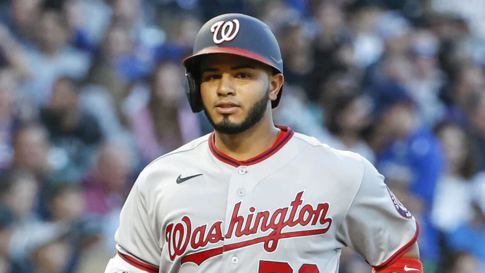 Nationals catcher Keibert Ruiz sent to hospital after getting hit with foul ball