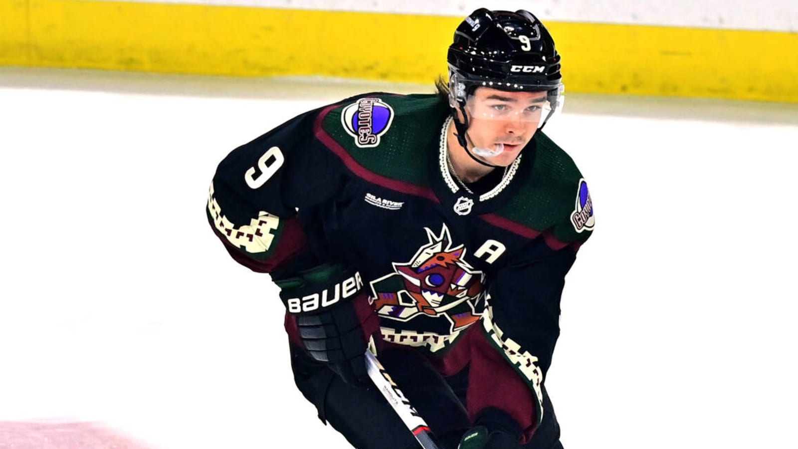 Clayton Keller achieves career, Coyotes milestones vs. Wild