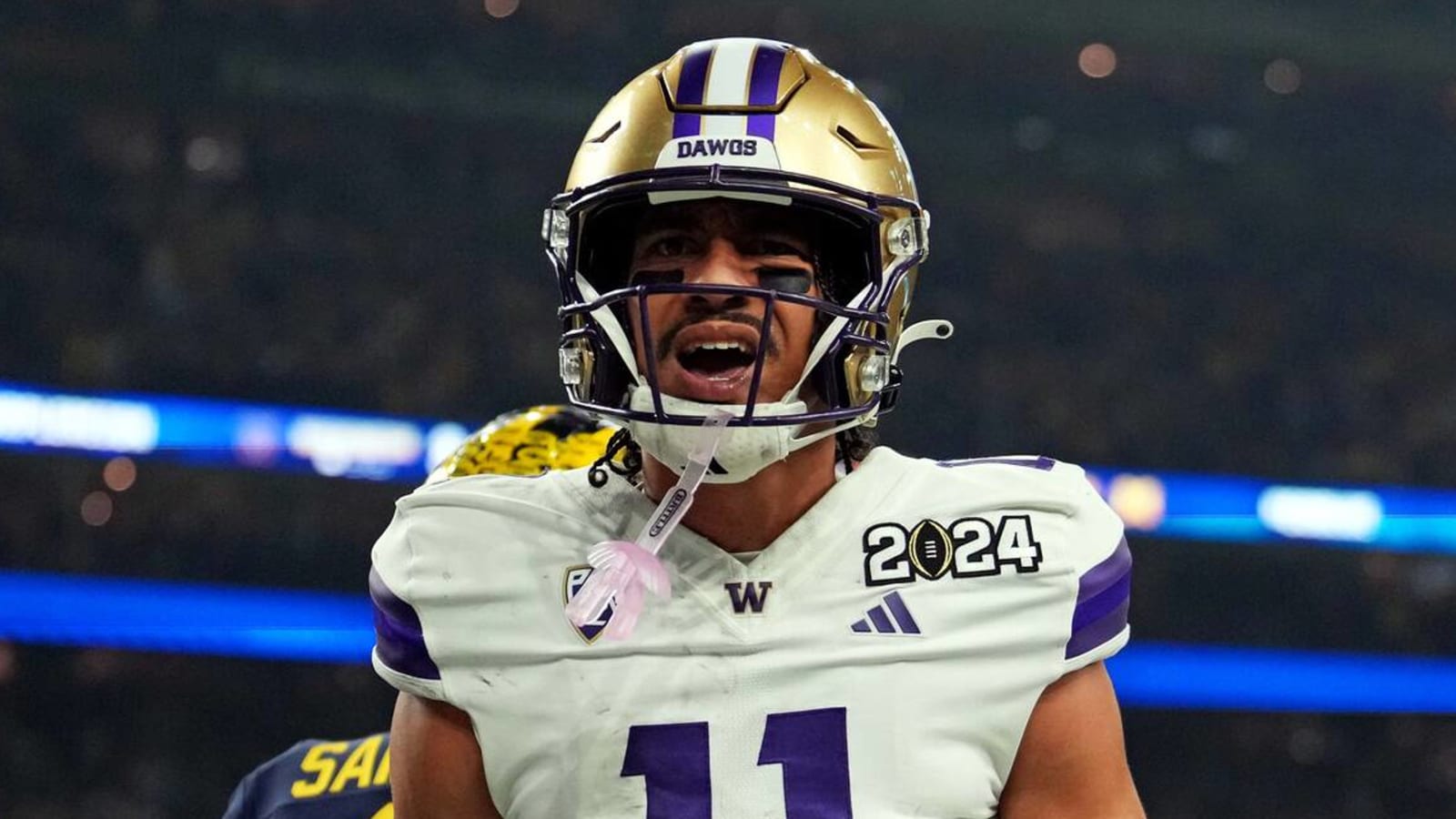 Watch: Washington WR Jalen McMillan's TD made it one-possession game at halftime of CFP title game