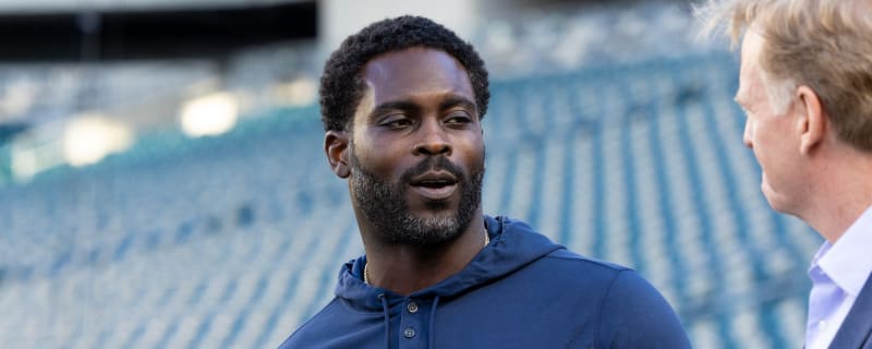 Report: Michael Vick receiving HC interest from a second school