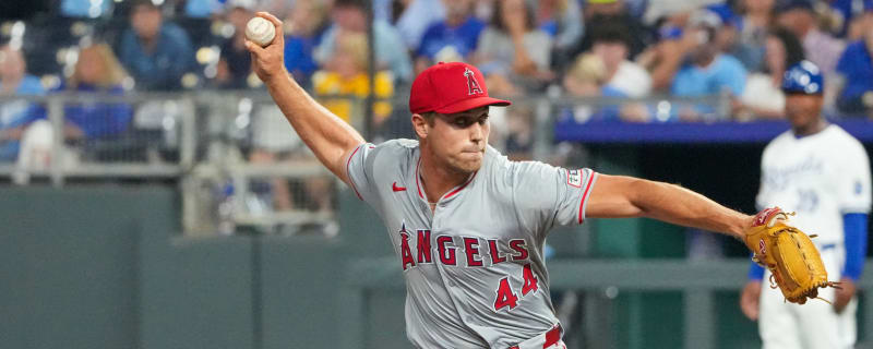 Angels reliever hurls pair of insane 105-mph fastballs