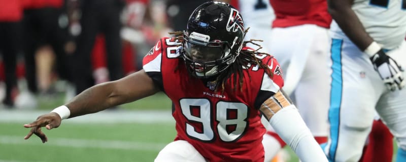 Bengals claim DE Takkarist McKinley off waivers